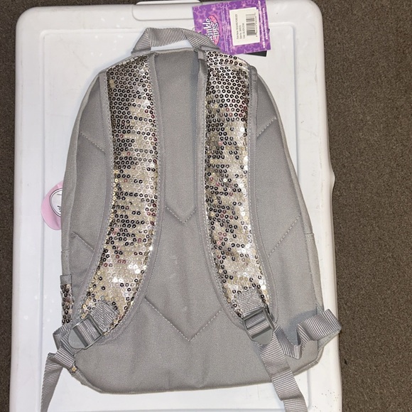 🛍️FOUR 4 THIRTY🛍️ Twinkle Toes Grey Silver Sequin Backpack NEW with tags - Picture 6 of 6
